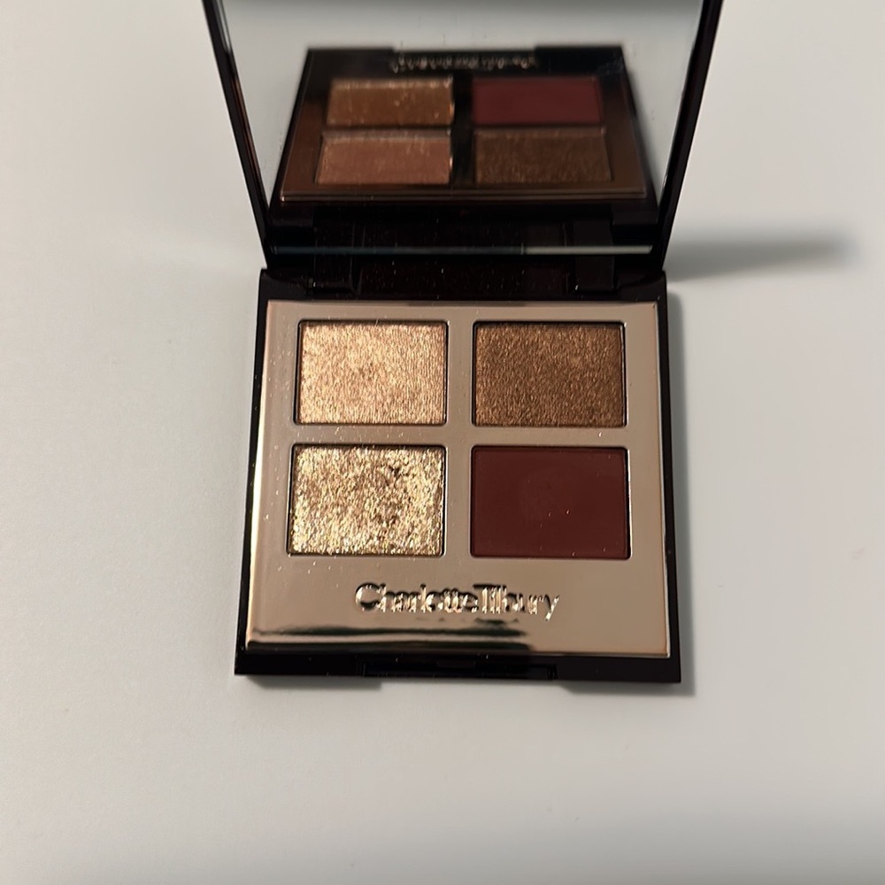 Rare Charlotte Tilbury Fire Rose eyeshadow quad.